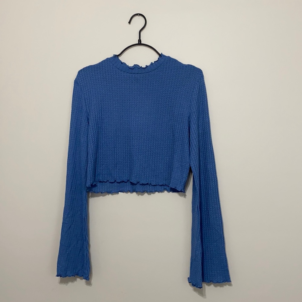 2/15$ NWOT SHEIN lettuce hem cropped bell sleeve